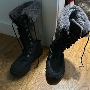Ugg tall Adirondack boots black size 7